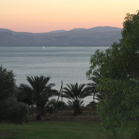 Golan Rooms At Sagi Family Country Lodging Ramot Εξωτερικό φωτογραφία
